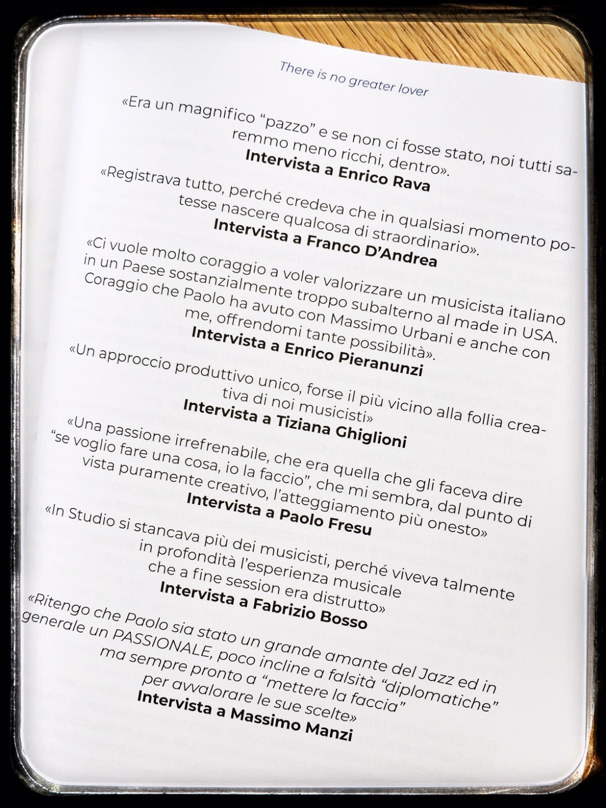 Foto 12 di 16