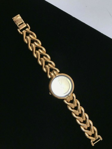 Gucci Paolo LPG221G Gold Tone Ladies Watch - Picture 3 of 10