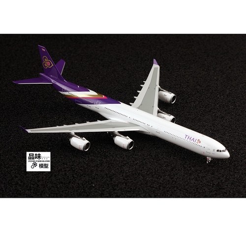 Phoenix 1/200 Thai Airways A340-600 HS-TNB Alloy Aircraft Model - Picture 4 of 9