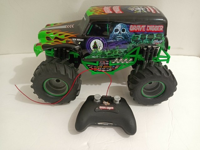 new bright rc monster jam grave digger