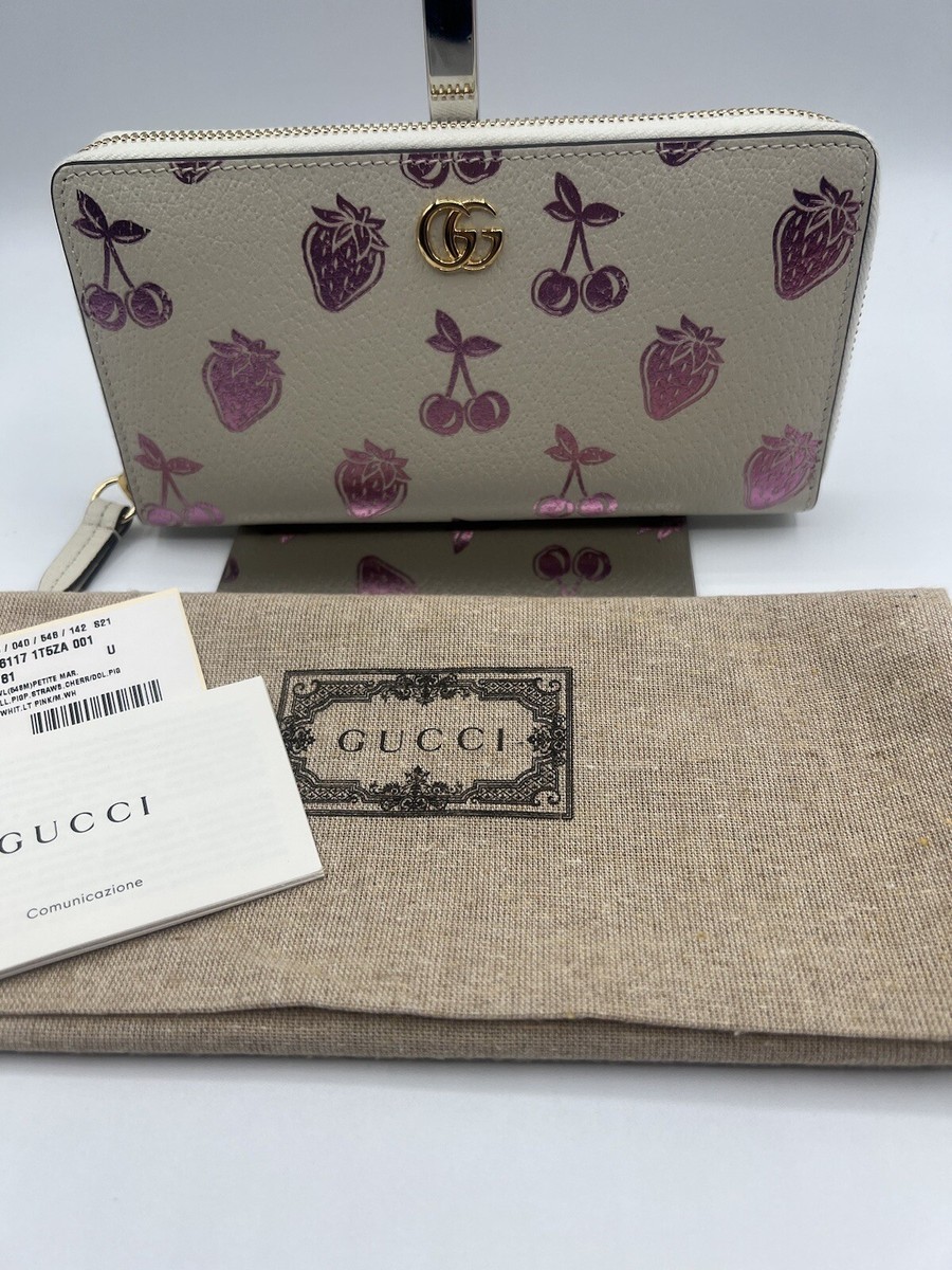 GUCCI GG Marmont White Leather Strawberry & Cherry ZiP GUCCI GG Marmont White Leather Strawberry & Cherry ZiP
