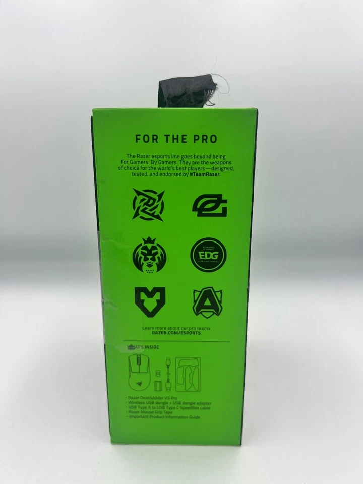 Razer DeathAdder V3 Pro Wireless Optical Gaming Mouse - Black - Image 4 of 4