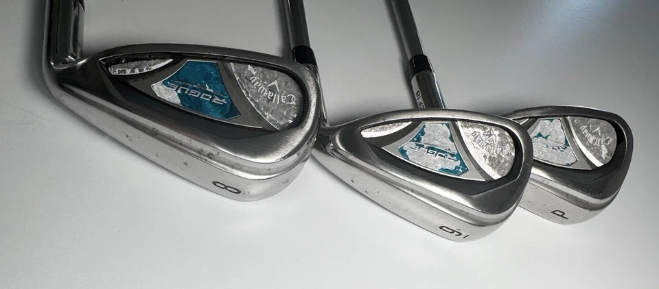 Juego de plancha Callaway Rogue CF18 8-9-PW para mujer - 40 W Flex - diestro usado necesita empuñaduras nuevas Foto 2 de 4