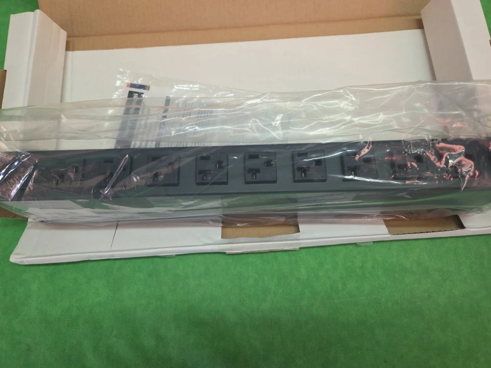 Tripp Lite IBAR12-20T 20A 12 Outlet 15ft Cord 黑色 浪涌电压保护器 — 第 4/4 张图片