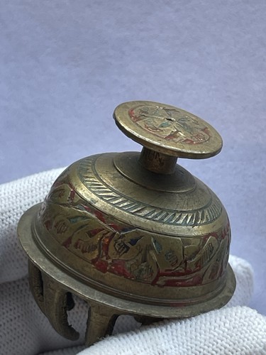 Campana de garra del templo de elefante de latón grabado hindú indio de alrededor de los años 20 - Imagen 9 de 10