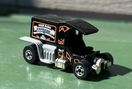 Vintage 1976 Hot Wheels Black T-Totaller Truck Near Mint