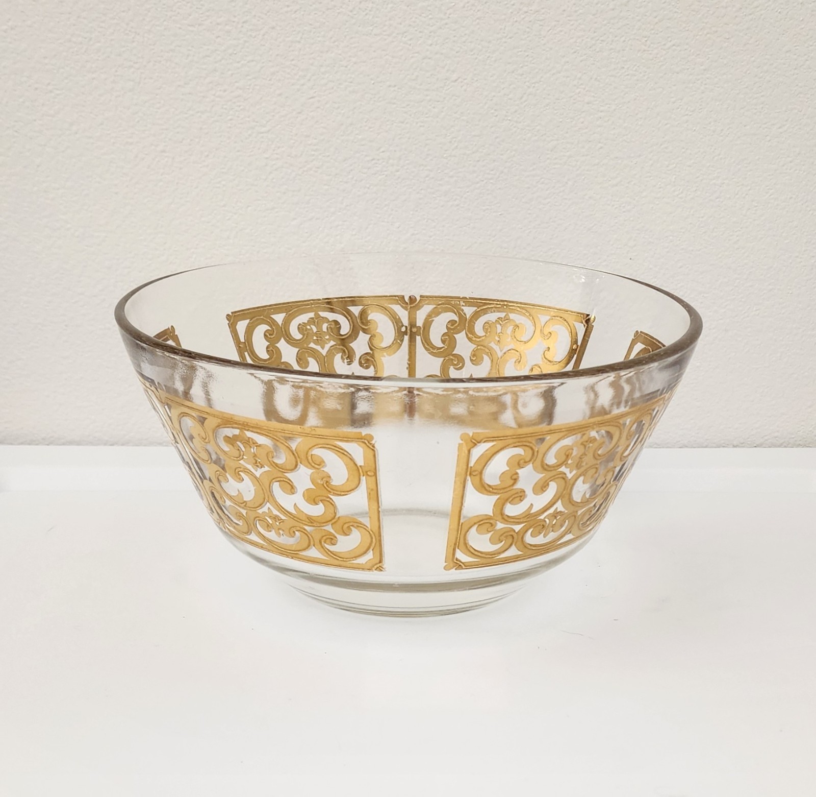 1960s Georges Briard Glass Guild 22K Gold Scroll MCM 10” Serving Bowl Vintage