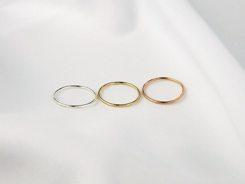 Anillo delgado, anillo fino de oro rosa, anillo apilable, anillo de oro simple, anillo para el pulgar - Imagen 2 de 3