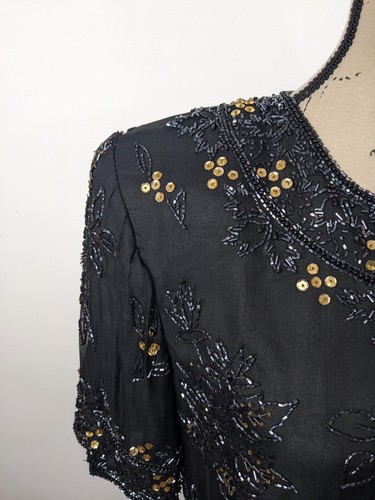 Nuevo con etiquetas Vestido STENAY Negro 100% Seda Dorado Lentejuelas Vacaciones Noche Elegante 16 - Imagen 4 de 19