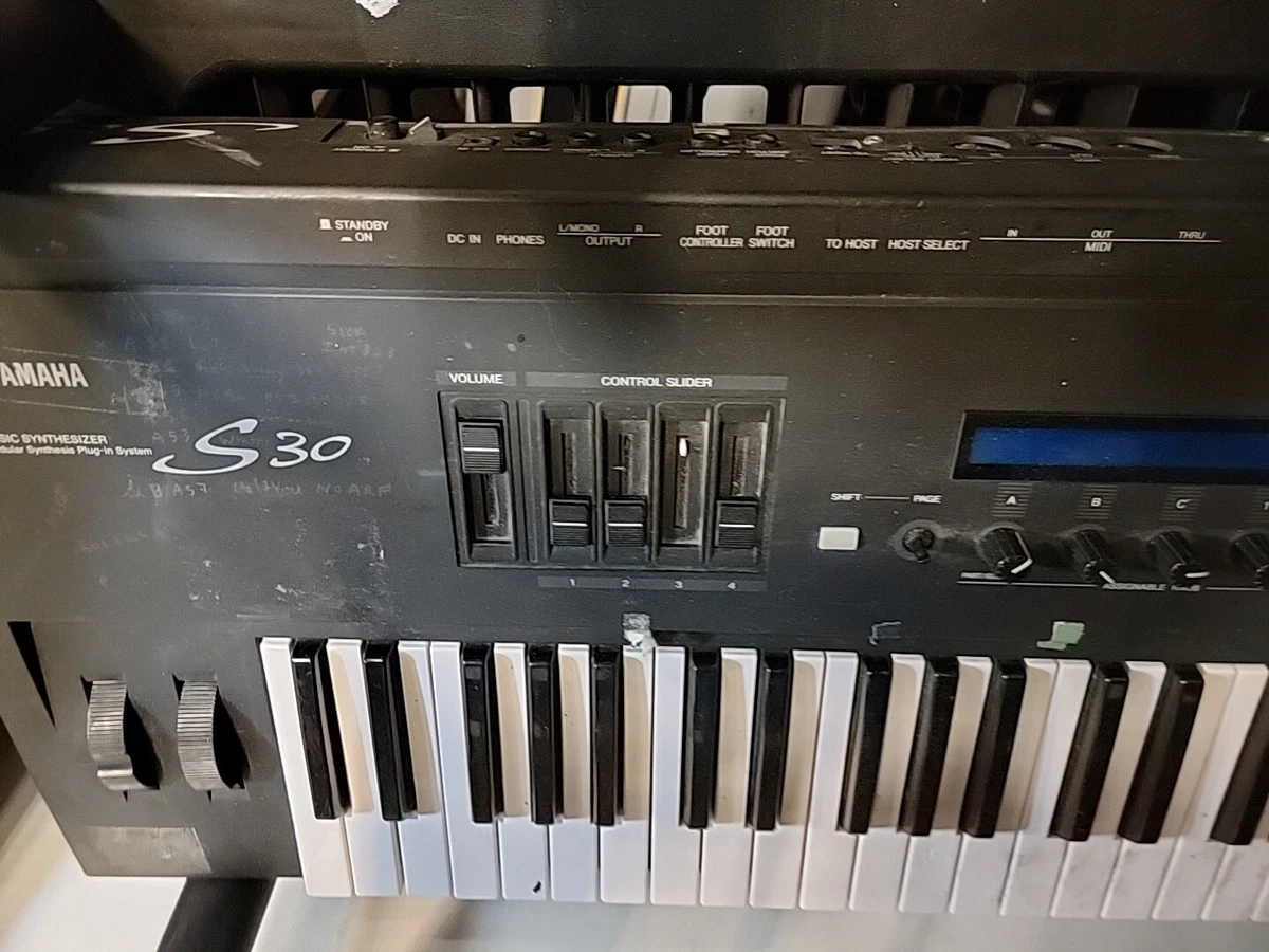 Yamaha S30 Music Synthesizer eBay