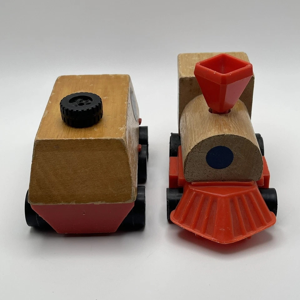 Tren y camión de madera Mattel 1973 vintage de cuerda raro en muy buena condición Foto 2 de 4