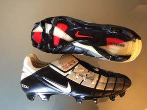 Details about NIKE AIR ZOOM TOTAL 90 II FG 2002 RARE T90 FOOTBALL BOOTS SOCCER CLEATS Details about NIKE AIR ZOOM TOTAL 90 II FG 2002 RARE T90 FOOTBALL BOOTS SOCCER CLEATS