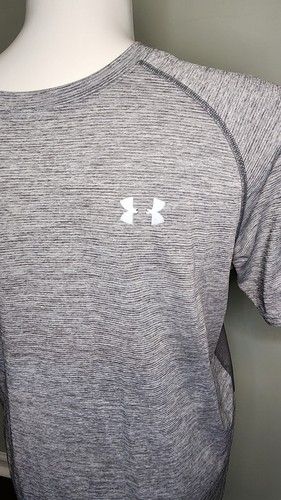 Under Armour HeatGear Men's Athletic Shirt - Picture 3 of 8