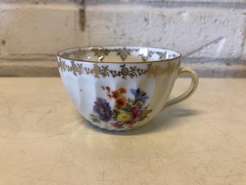 Antique Royal Vienna B. Bloch & Co. Porcelain Cup & Saucer w/ Floral Dec. - Picture 2 of 11