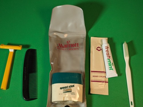Marriott Hotels Vintage Complimentary Toiletry Travel Kit Travel Razor Comb - Picture 4 of 4