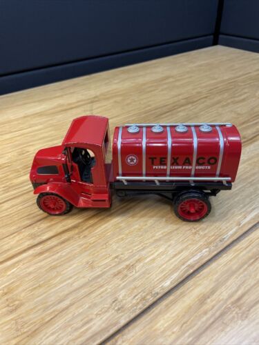 Ertl 1918 Texaco GMC Mack AC Tanker Truck Die Cast Piggy Bank 1/32 Scale KG - Picture 2 of 11