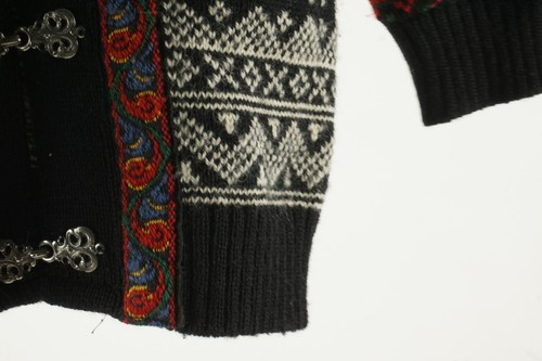 Devold Norway Nordic Wool Geometric Hook Cardigan Sweater Sz Medium Black White - Picture 9 of 11