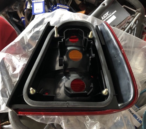 Volvo NOS OEM NEW 940 960 91-95 Left Outer Tail Light 3538338 3534259 - Picture 2 of 3