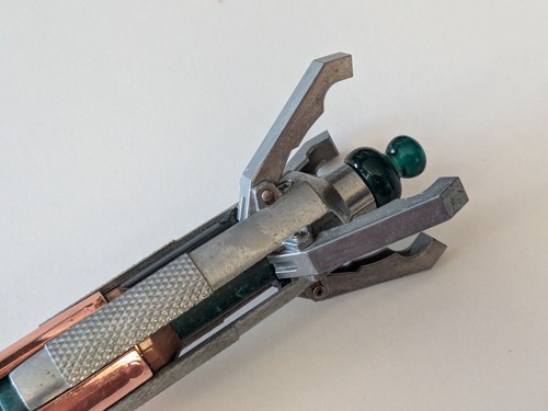 12th Doctor Who Extending Sonic Screwdriver Remote Control Display Prop Cosplay - Picture 6 of 24