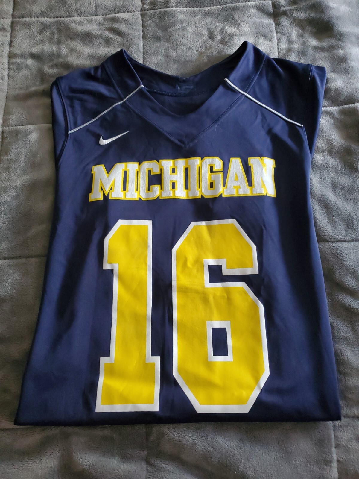 Picture 1 of 11