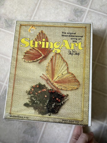 8102 Mariposas 1979 Arte de cuerda vintage por tienda de barcos 3D sellado de fábrica - Imagen 4 de 5