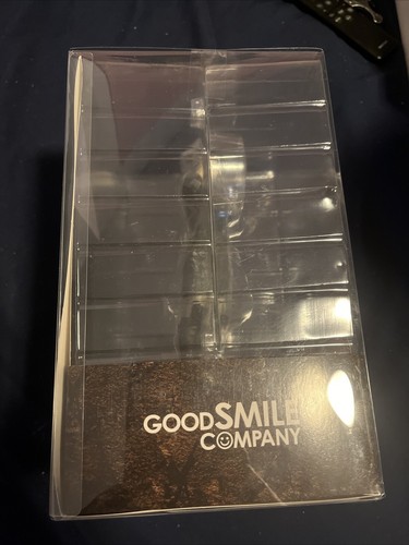 POP UP PARADE: Attack on Titan - Levi: Dark Color Ver. - Picture 3 of 4