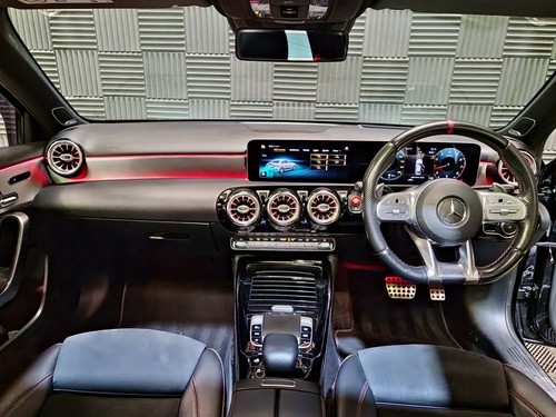 2019 Mercedes-Benz A-Class 2.0 A35 AMG (Premium Plus) Saloon 4dr Petrol SpdS DCT - Picture 11 of 24
