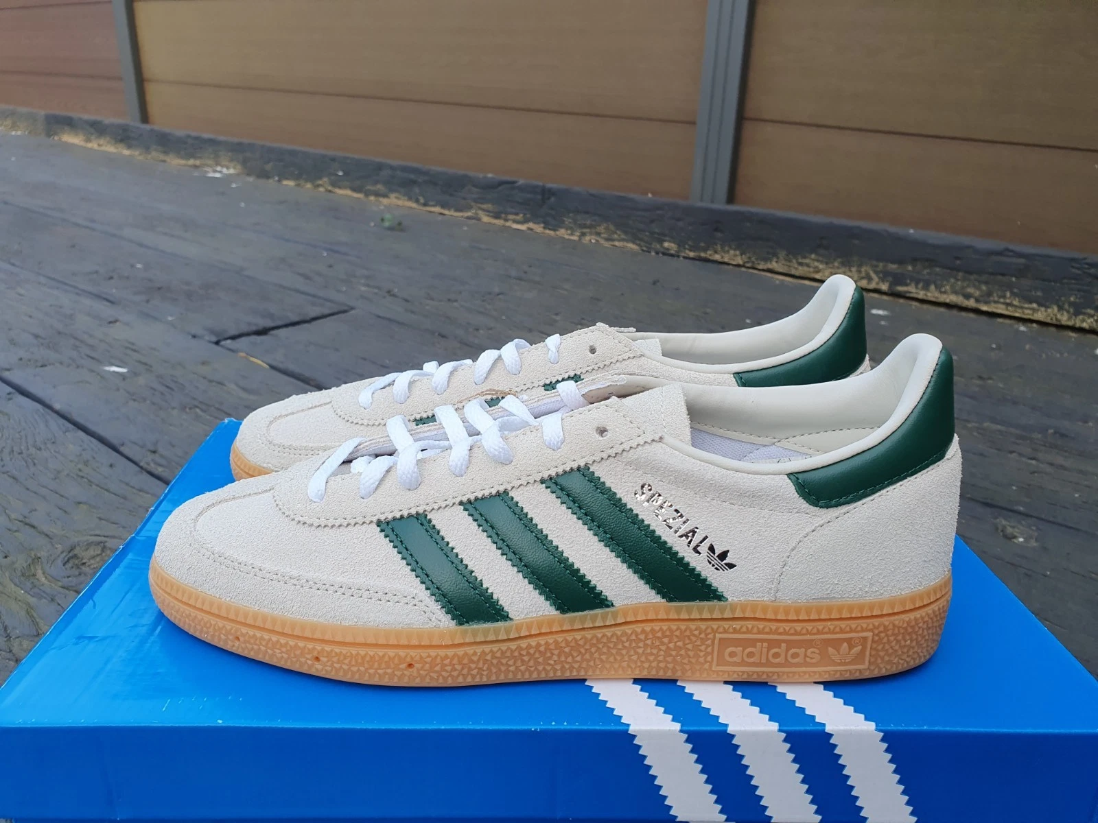 Adidas Handball Spezial Alumina Collegiate Green UK 7.5, UK 8 JS0242