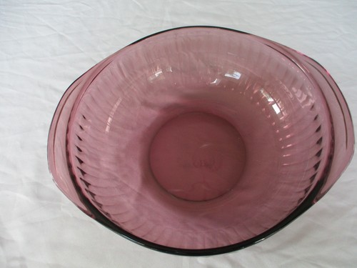 Pyrex 2 Quart Cranberry Casserole Purple Ribbed Bowl Baking Dish 024-S No Lid - Picture 3 of 5