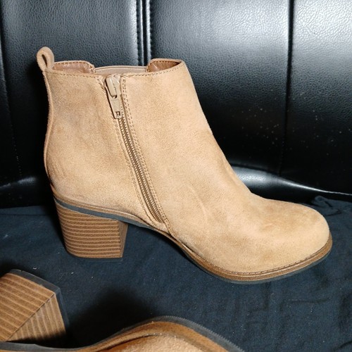 White Mountain Women's Size 6.5 Tan Faux Suede Booties W31147 NEW! - Picture 5 of 11