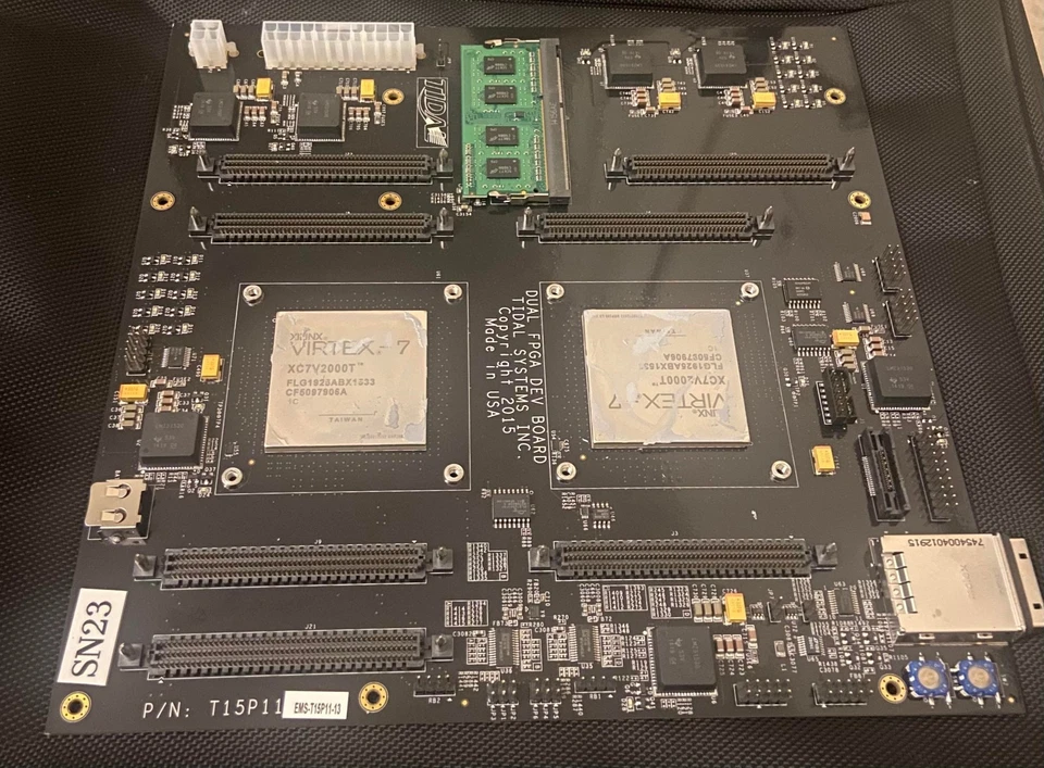 Xilinx Virtex-7 XC7V2000T a bordo Foto 3 de 4