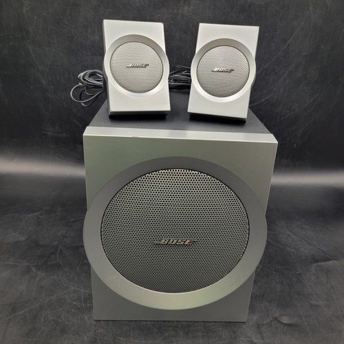 Bose Companion 3 Multimedia Speaker System (Subwoofer, Controller, 2 Satellites) - Afbeelding 4 van 9