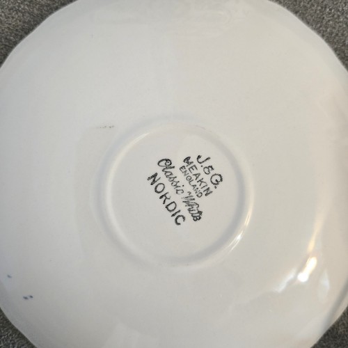 Vtg White Blue Onion Tea Cup Saucer Sets Nordic Classic England READ - Picture 8 of 11