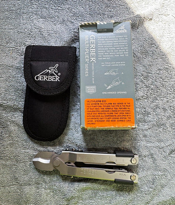 Gerber Multi-Plier 600 Multi-Tool 6-in-1 Stainless One-Hand Opening, Sheath