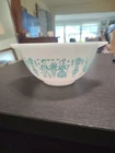 Vintage Pyrex 441 Butterprint Cinderella Mixing Bowl 1.5pt Turquoise White Amish