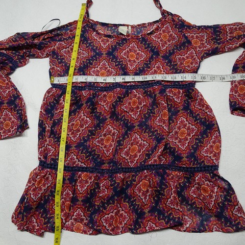Paper Crane Size XS Cold Shoulder Semi Sheer Lightweight Printed Blouse - Picture 2 of 5