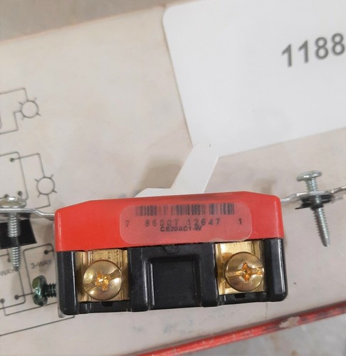 Legrand Pass & Seymour CS20AC1-W Light Switch #11885 - Picture 2 of 5