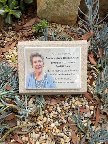 Headstone with Photo Ceramic Plaque - Personalised Australian Sandstone - Picture 11 of 12
