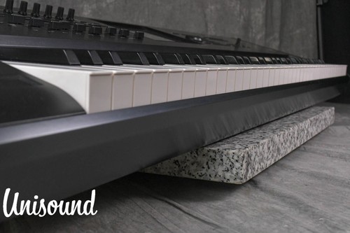 [1 Y Warranty] KORG KRONOS-73 Workstation Synthesizer in Very Good Condition - Picture 4 of 24