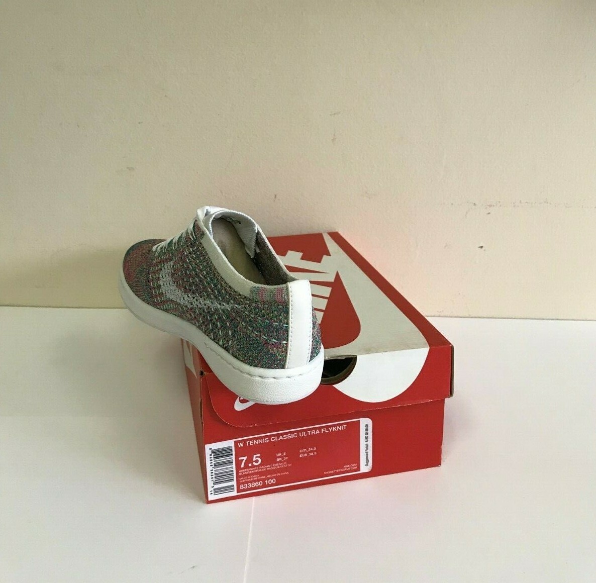 Women's Nike Tennis Classic Ultra Flyknit White Radiant Size Size Size 7.5 - 833860 100 144954 Women's Nike Tennis Classic Ultra Flyknit White Radiant Size Size Size 7.5 - 833860 100 144954
