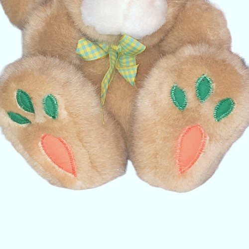 Vintage 1993 Toys R Us Eggcetera Chosun Easter Bunny Rabbit Carrot Paws Plush 7" - Picture 3 of 7
