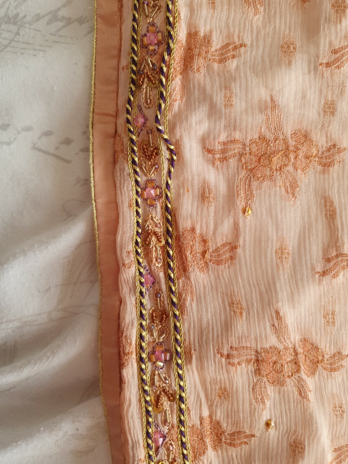 Picture 4 of 5