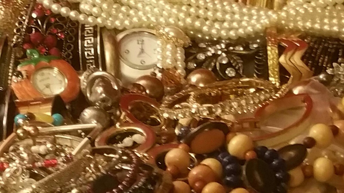 Vintage Estate Modern Costume Jewelry Lots Wear Repair Craft