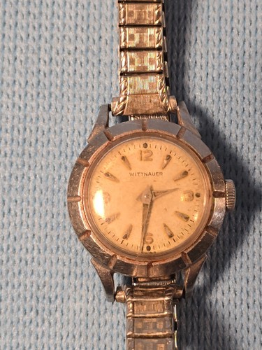 LOT OF 24 VINTAGE TIMEX, SEIKO, WITTNAUER WATCHES MEN & WOMENS PARTS OR REPAIR - Picture 5 of 22