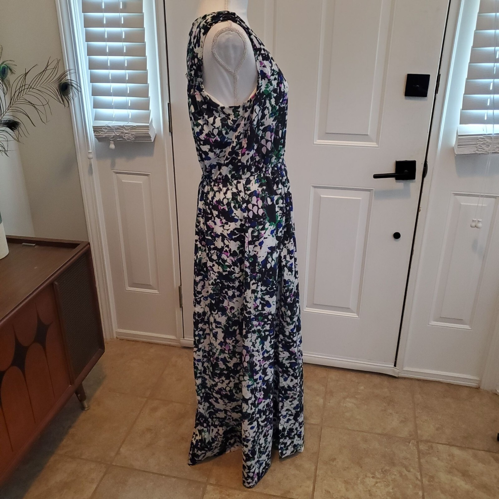 Picture 4 of 14