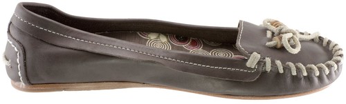 OLUKAI MUESTRA ZAPATOS DE MUJER MANZANA MOC DE CUERO DESLIZANTES SIN USAR 7, EUR 37 - Imagen 3 de 13