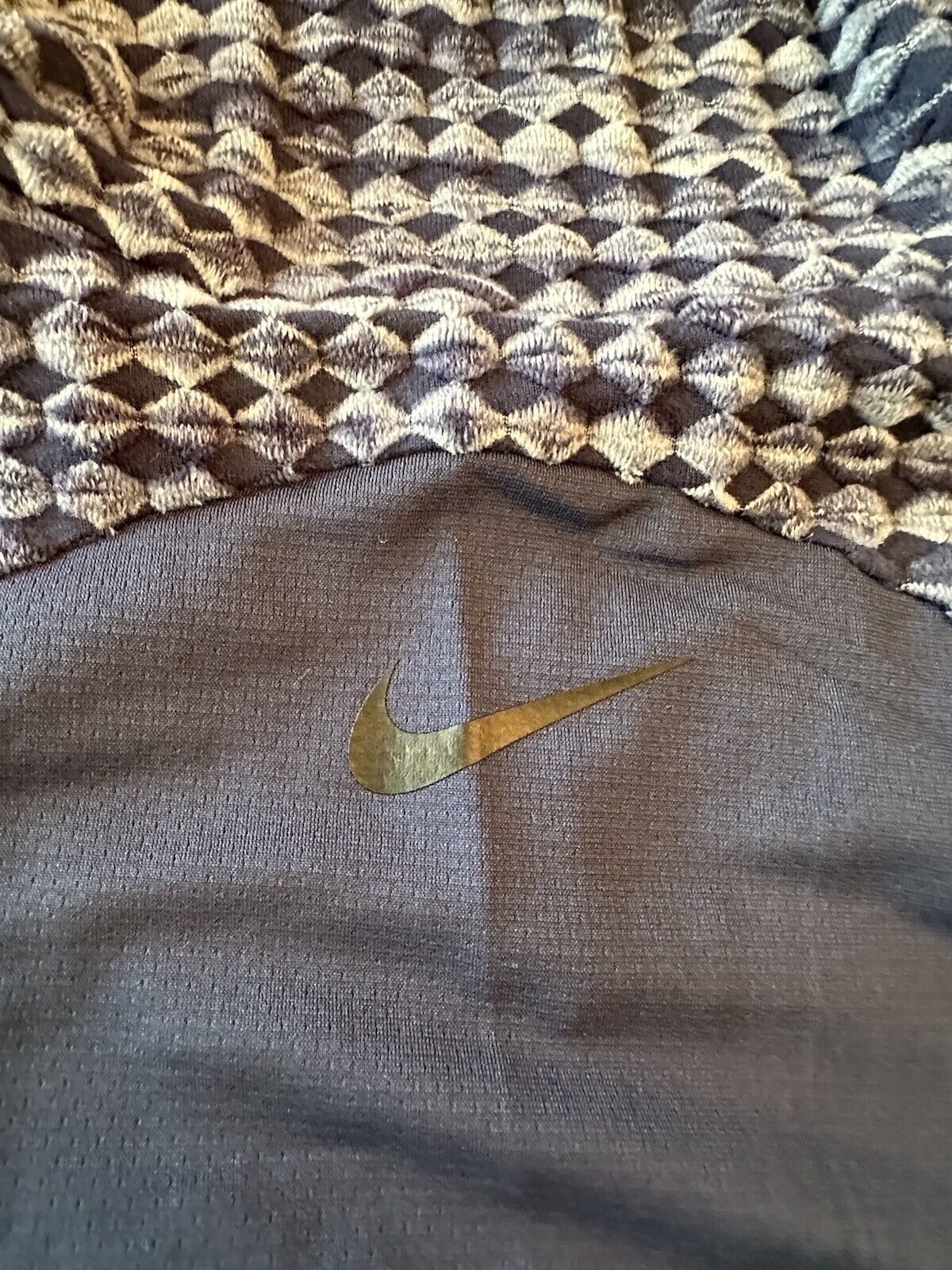 Picture 4 of 5