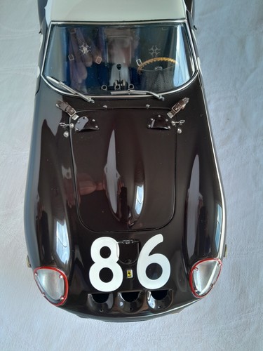 CMC 1:18 M-156 Ferrari 250 GTO Targa Florio 1962 ****Neuwertig - Imagen 9 de 16