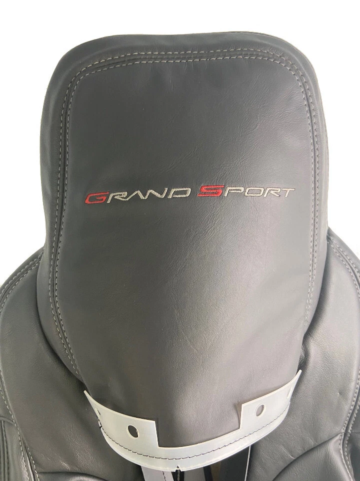 Nueva cubierta de asiento superior negra del lado del pasajero GM Corvette Grand Sport 2010-2011 Foto 2 de 4