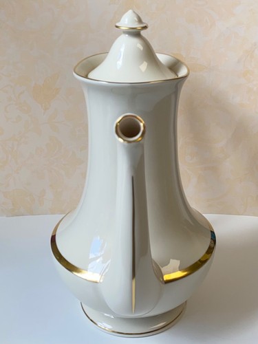 Vtg PICKARD Richmond Beverage Server w Lid Ivory with Gold Accents Coffee Teapot - Picture 3 of 7
